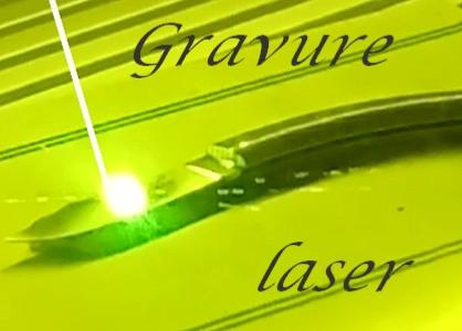 Gravure laser alphanumérique sur la lame du couteau