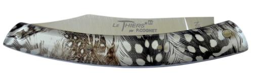 Le Thiers® par P. Cognet-résine avec inclusion de plume de pintade